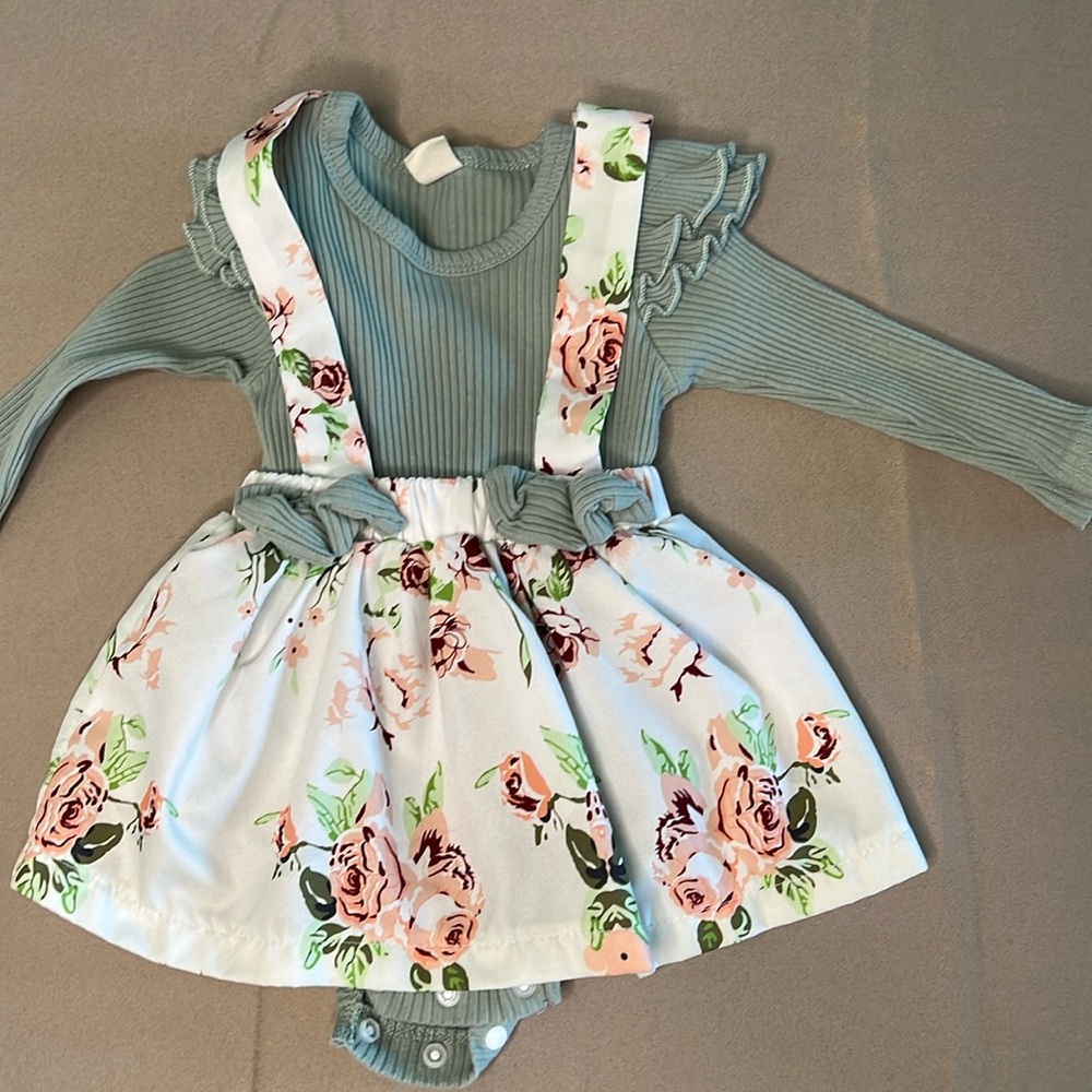 Flower outfit